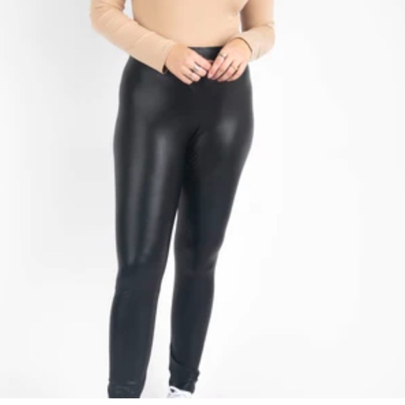 Kittenish Pants - Kittenish Vegan Leather Leggings - Black